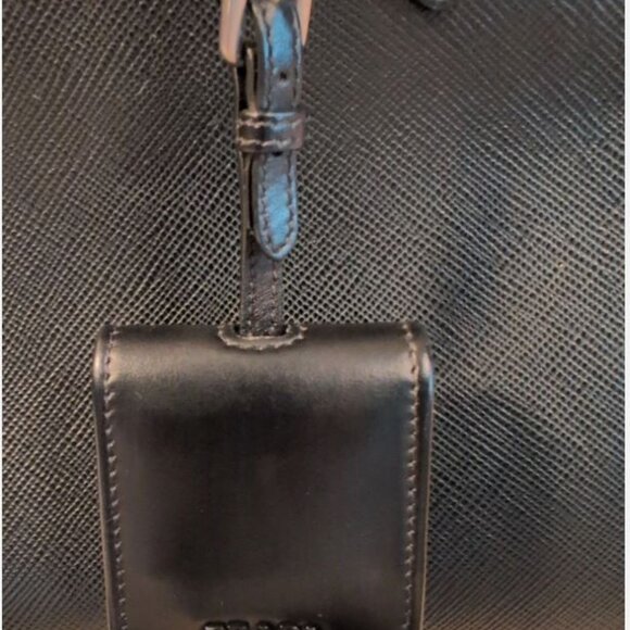 PRADA MONOCHROME TWO WAY TOTE/CROSSBODY AUTHENTICATED PREMIUM CONDITION SILVER - Picture 14 of 16